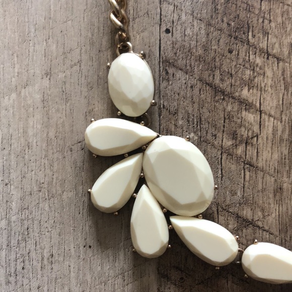 Statement Necklace and Earrings - Picture 2 of 6